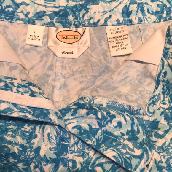 Talbots stretch Capri blue/white print Siz… - Picture 4 of 4